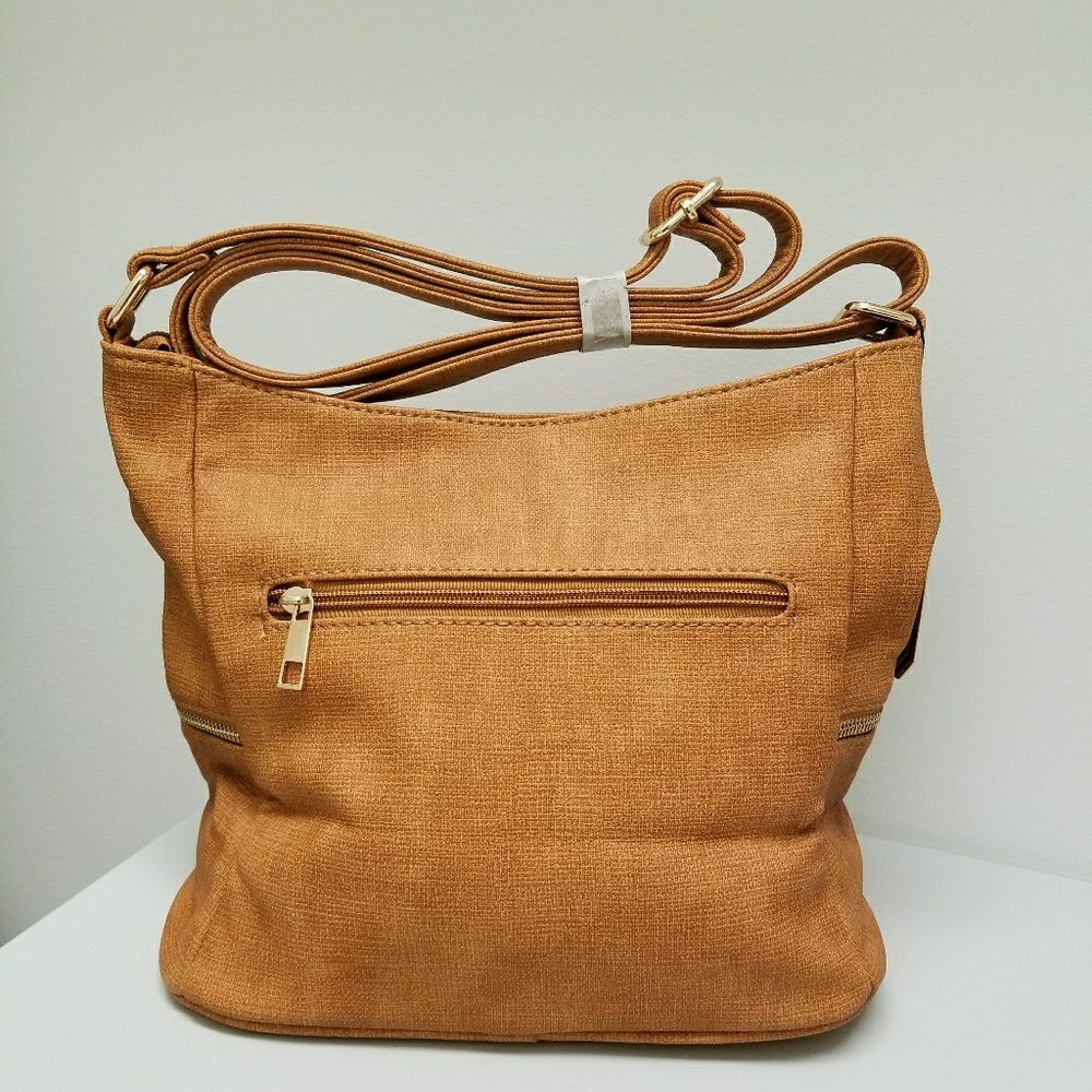 🎉1 HOUR SALE🤗Crossbody Bucket Satchel! (FIRM) - Picture 3 of 6